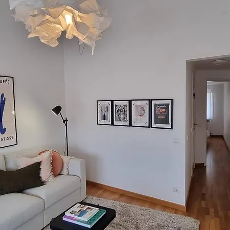 Boutique Rooftop With Ocean Views *