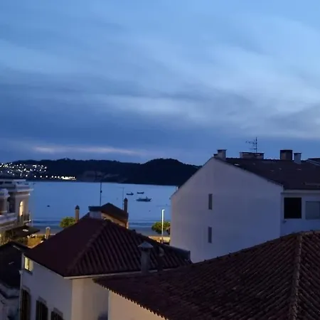 Апартаменты Boutique Rooftop With Ocean Views *